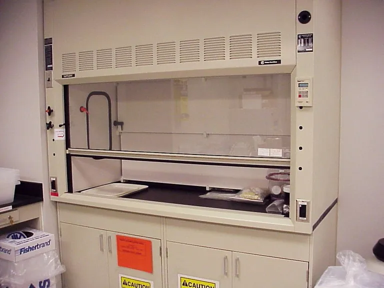 hotte sorbonne de laboratoire
